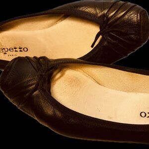 Repetto Ballet Flats - square toe!